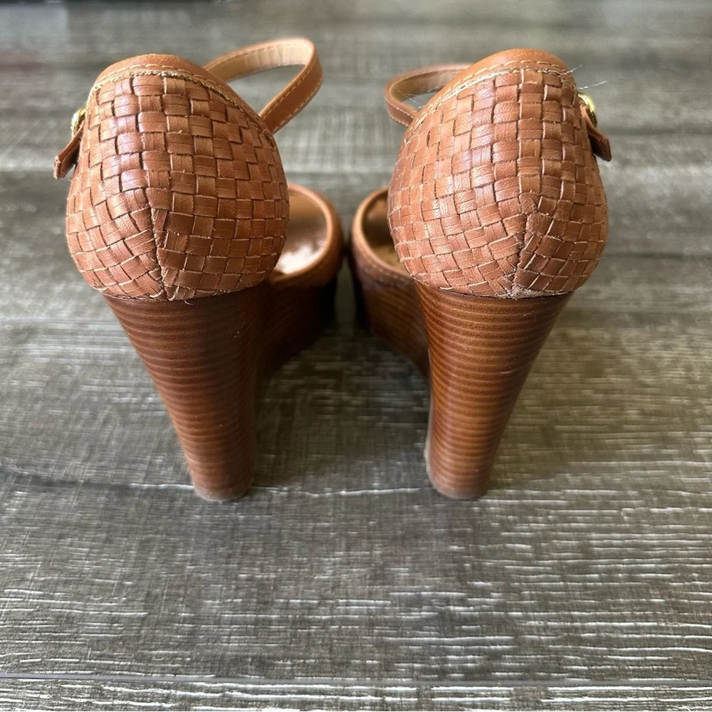 Banana Republic Women’s Nicola Tan Woven Wedge Sandals